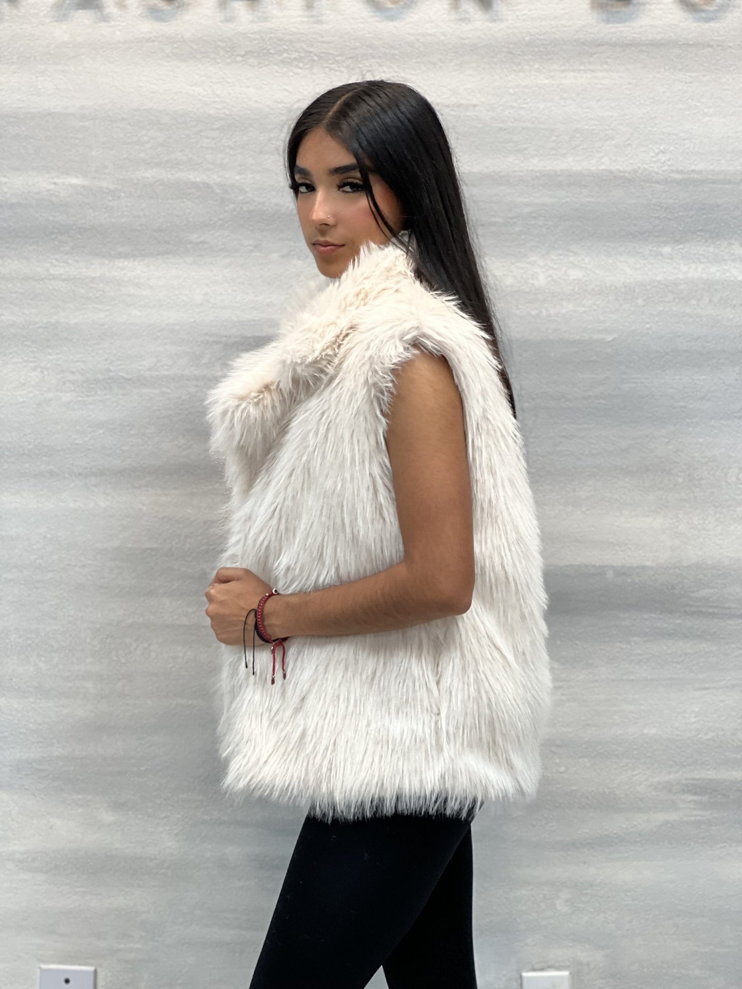 Faux Fur Lapel Neck Vest