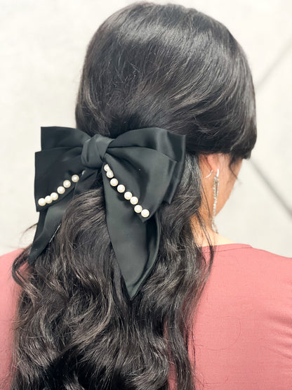 Pearl Bow Tie Hair Clip
