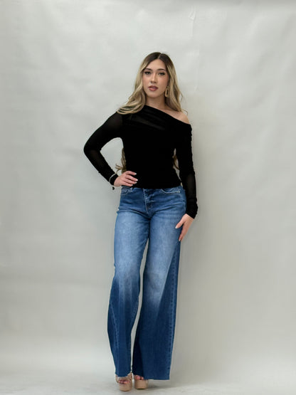 Off-Shoulder Ruched Mesh Sleeve Top
